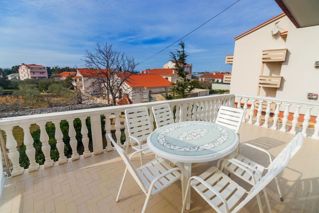 Pool Apartments Galeb Novalja Habitación foto