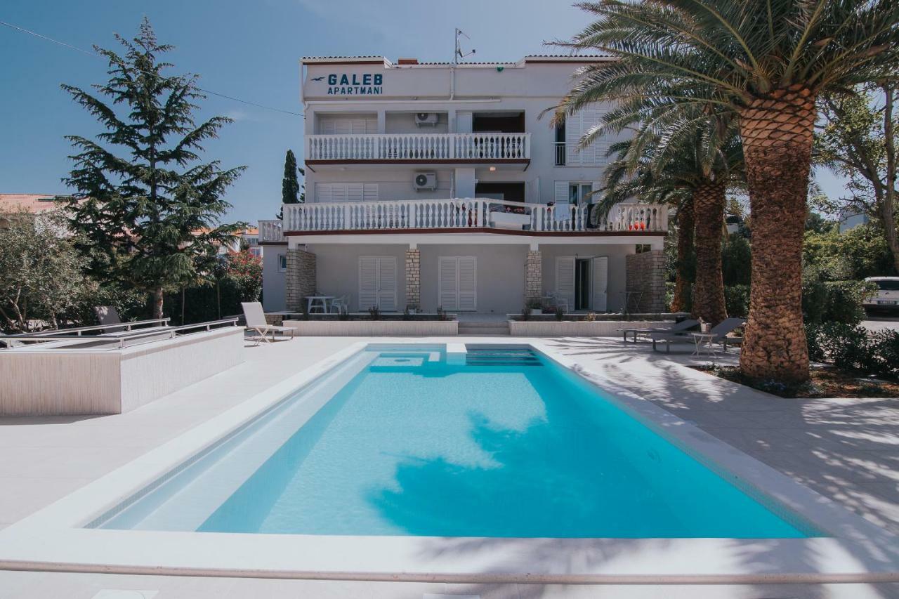 Pool Apartments Galeb Novalja Exterior foto